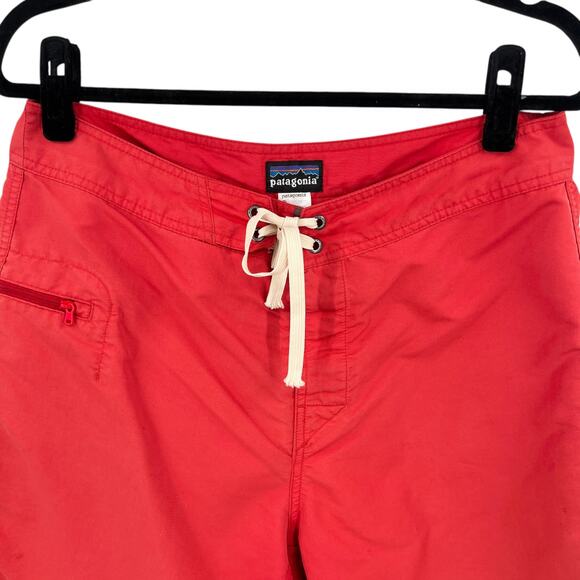 Patagonia Mens Red Swim Trunks Shorts Size 33 - Picture 2 of 9